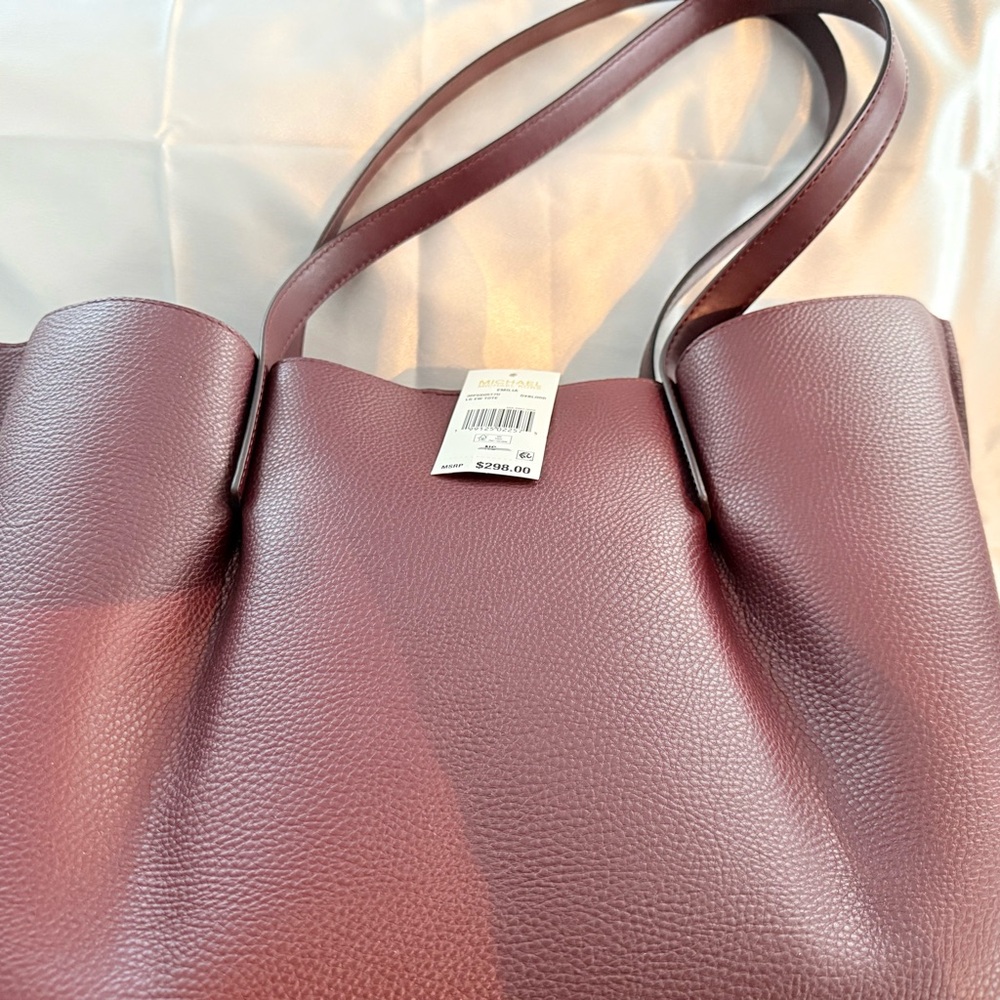 Michael Kors Emilia Large East/West Tote - NWT Oxblood - Picture 3 of 3